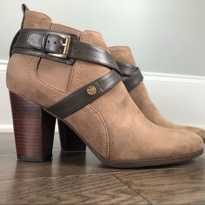 Tommy Hilfiger | Taupe Ankle Suede Booties | Sz 9